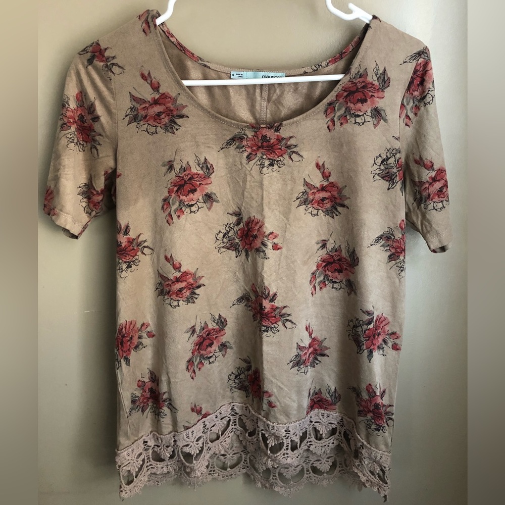 Floral Top w/ Lace